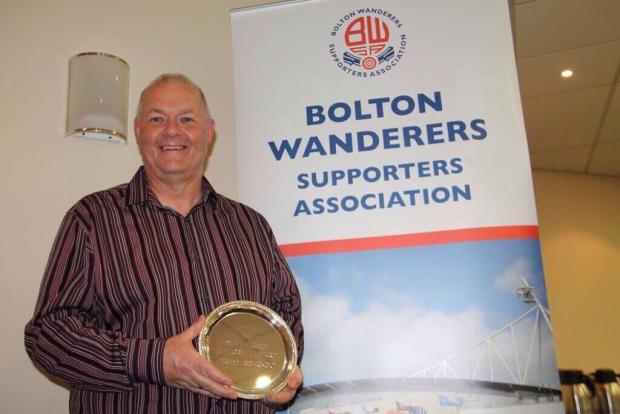 Bolton Wanderers stalwart Andrew Dean wins prestigious fans' award 3001644