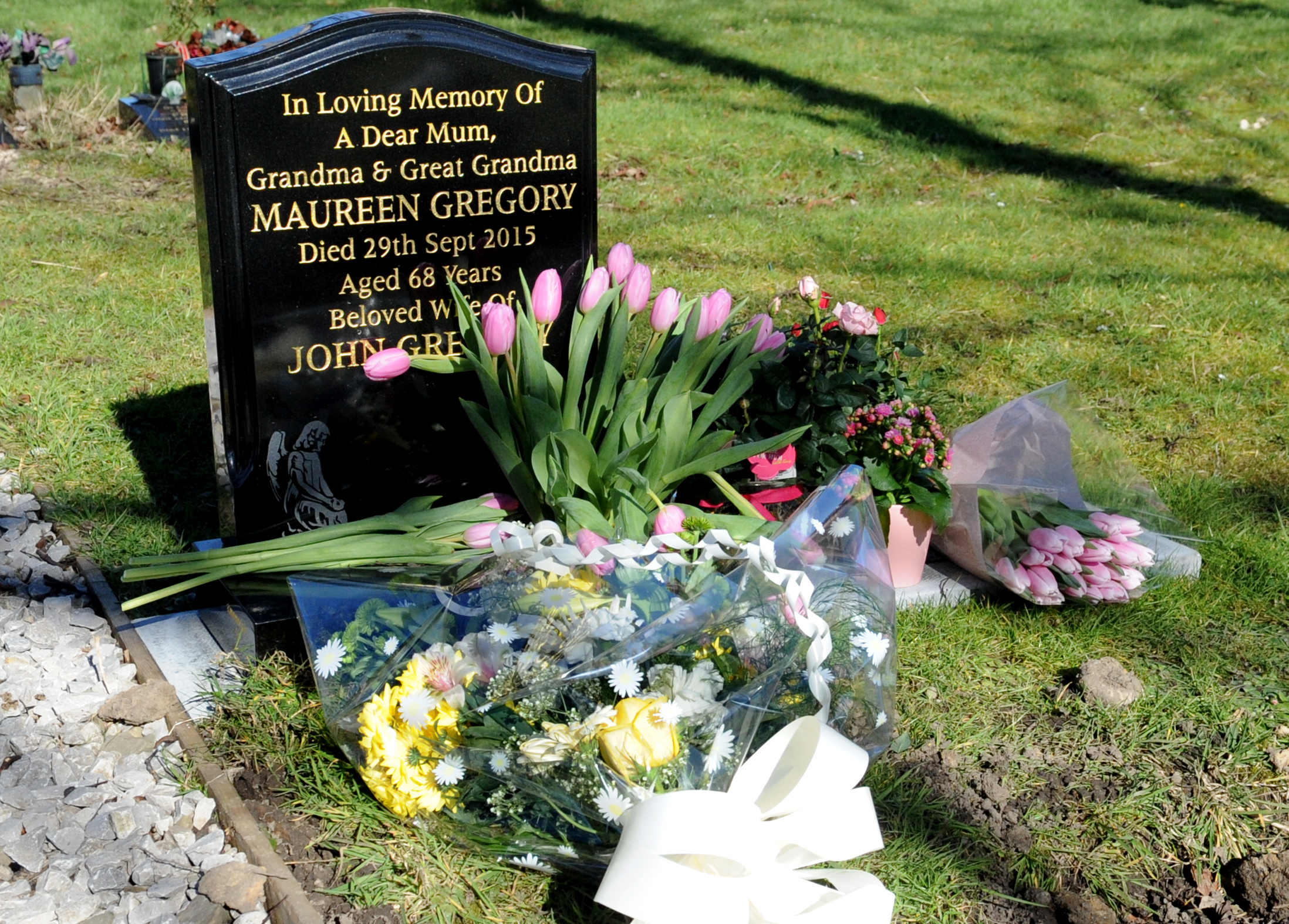 Family devastated after Mother's Day thief steals flowers from graveside 45 minutes after she was laid to rest