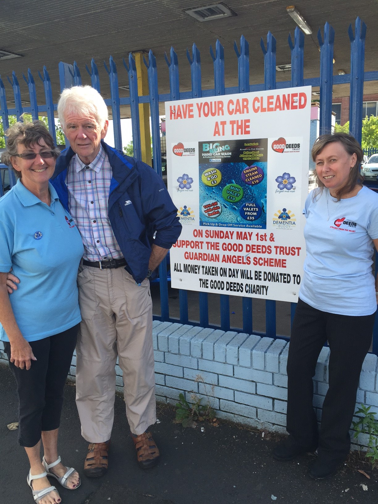 Car wash event raised £430 for dementia charity - The Bolton News