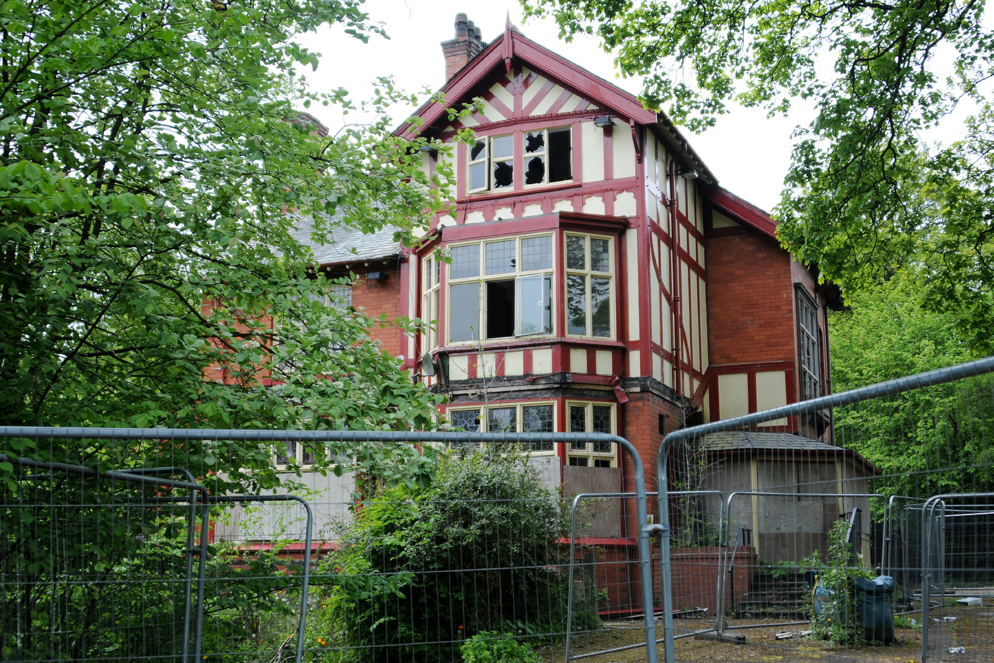 LETTER: Traffic would be affected by plans for old pub