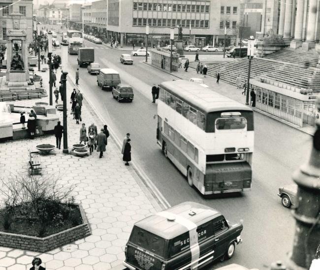 Bolton's Victoria Square was a home to elephant bus shelters 11492563