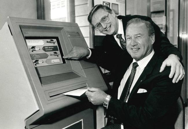 Looking Back: Wanderers legend Nat Lofthouse introduced hi-tech banking 11526106