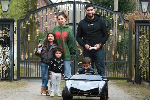 Amir Khan, Faryal Makhdoom and their three children