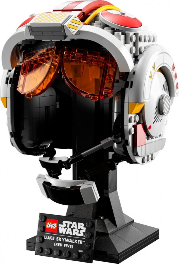 The Bolton News: Star Wars™ Luke Skywalker (Red Five) Helmet by LEGO. (Disney)