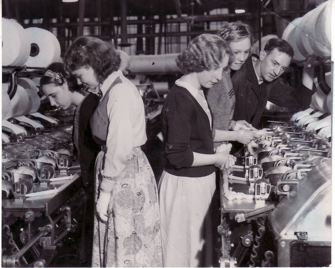 Workers at Swan Lane Spinning Mill, Bolton, in the 1950s
