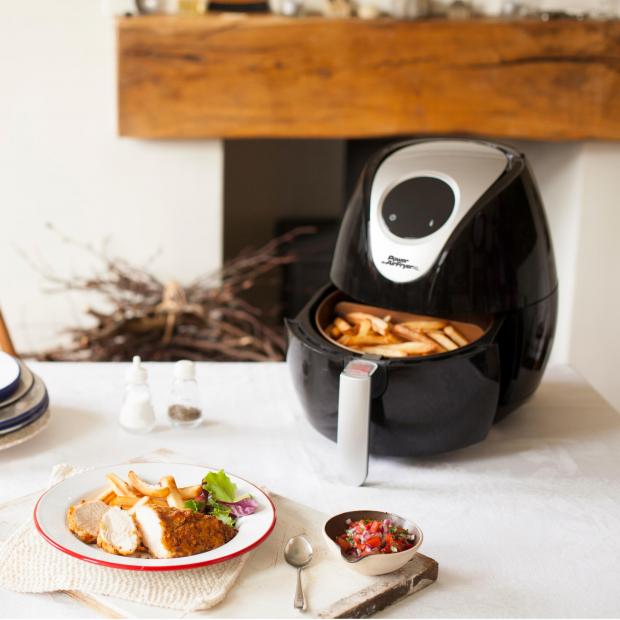 The Bolton News: Currys POWER AIRFRYER XL Health Fryer - 3.2 Litres, Black. Credit: Currys