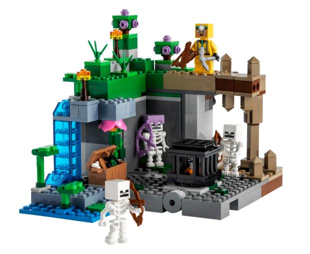 The Bolton News: LEGO® Minecraft® The Skeleton Dungeon. Credit: LEGO