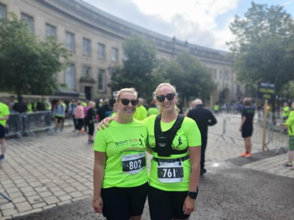 The Bolton News: Sophie Monk and Jessica Sammon ready to race The Bolton News: Sophie Monk and Jessica Sammon ready to race
