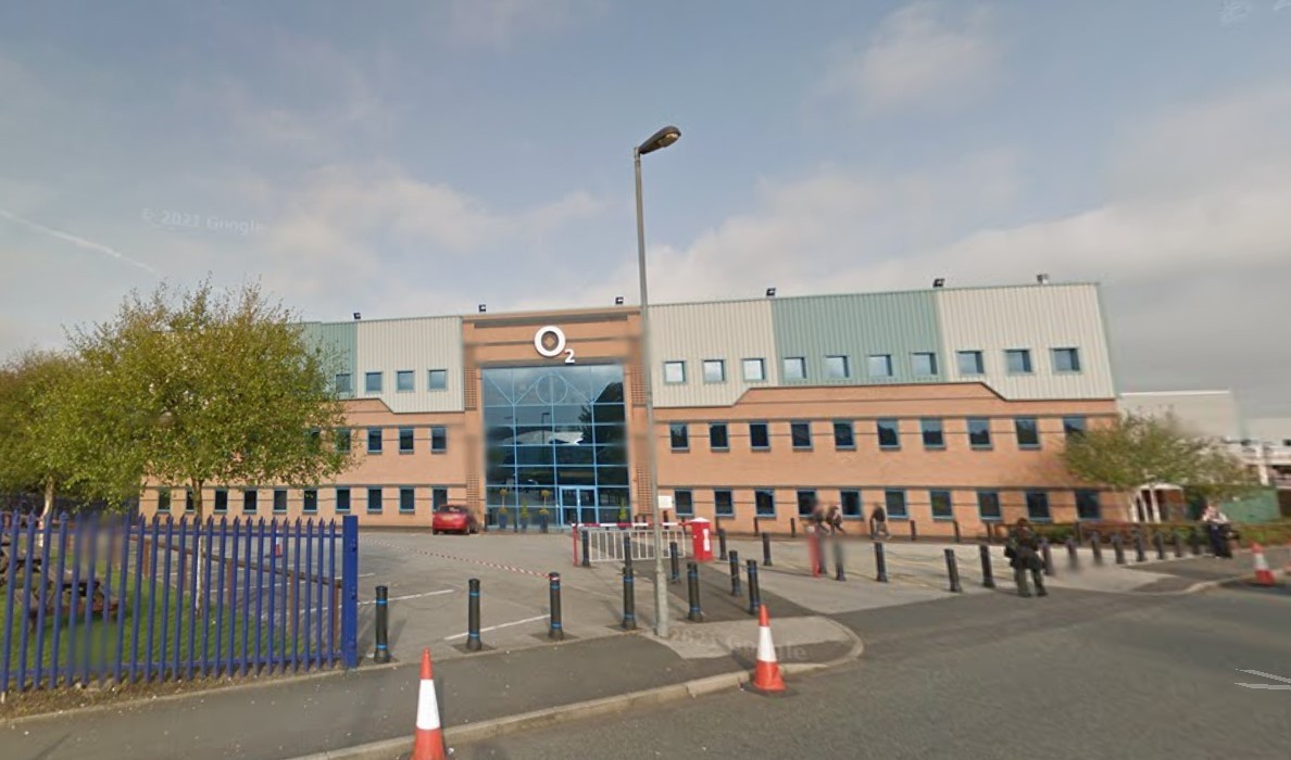 Radcliffe: Former Tesco Mobile and O2 call centre to be converted into warehouse