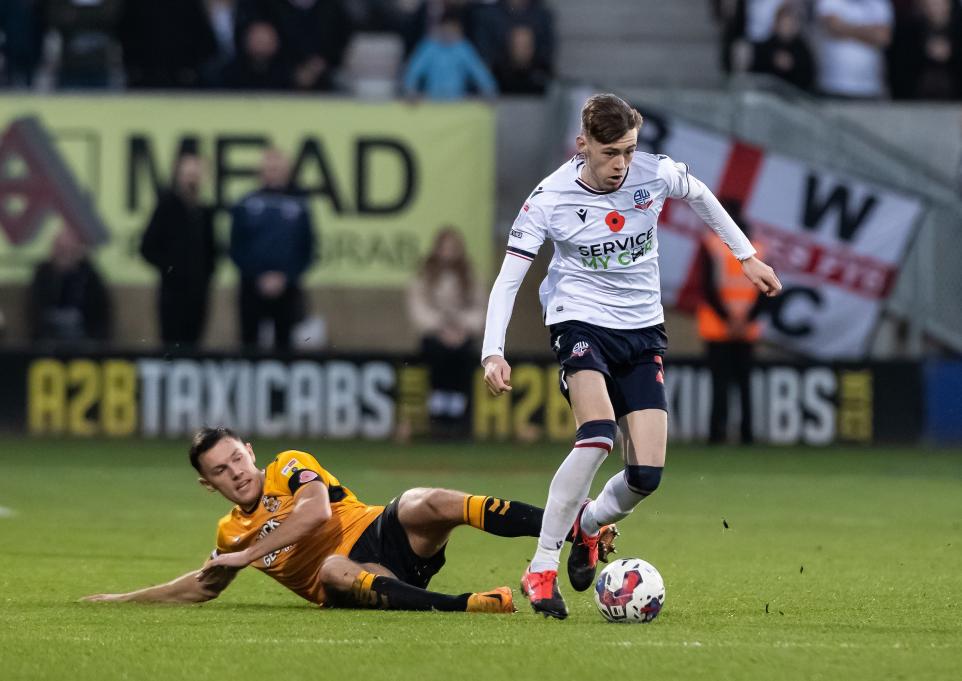 Ian Evatt: Bolton must 'find the solution' away from home 16170914