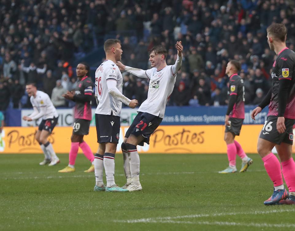 EFL pundit praises Charles and Bradley after Bolton overcome Exeter 16276928