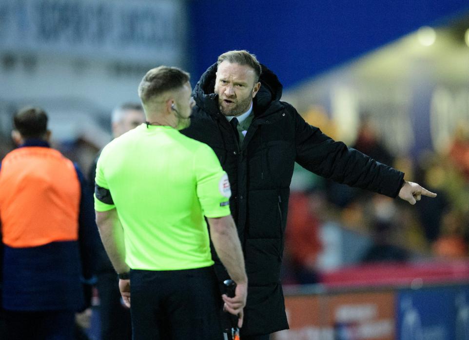 'Leg-breaker' should have been a red - Evatt voices upset after Lincoln draw 16312981