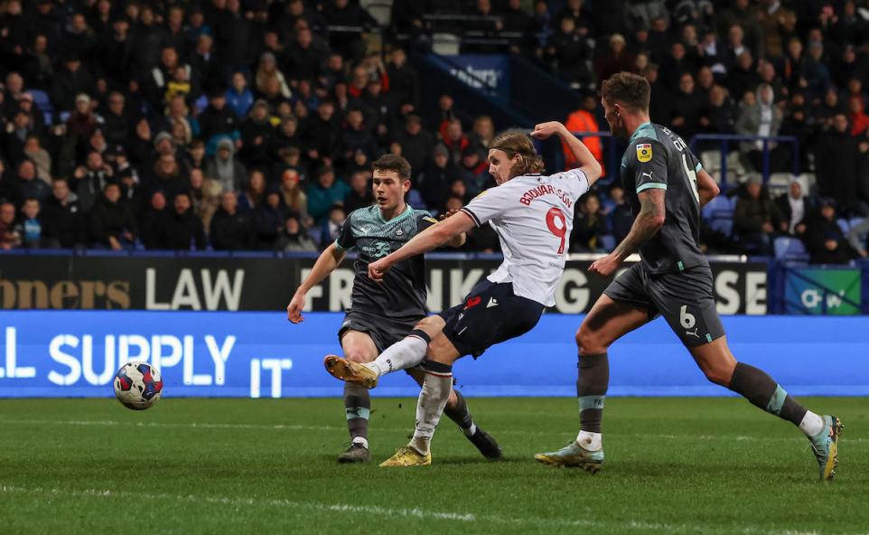 Plymouth boss gives verdict on Bolton draw and 'cheap' sending off 16333432