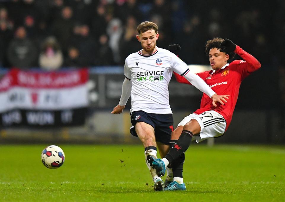 Why Ian Evatt was "excited" to land United's Shoretire on loan 16377763