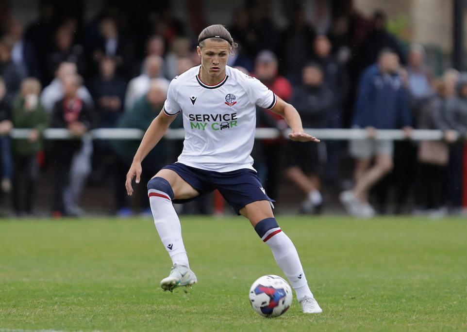 Bolton Wanderers' Adam Senior relaxed about contract situation