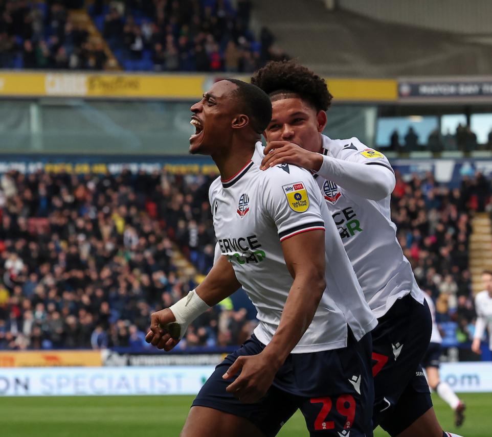 Adeboyejo says fans can play big part in Bolton's play-off run-in 16693306