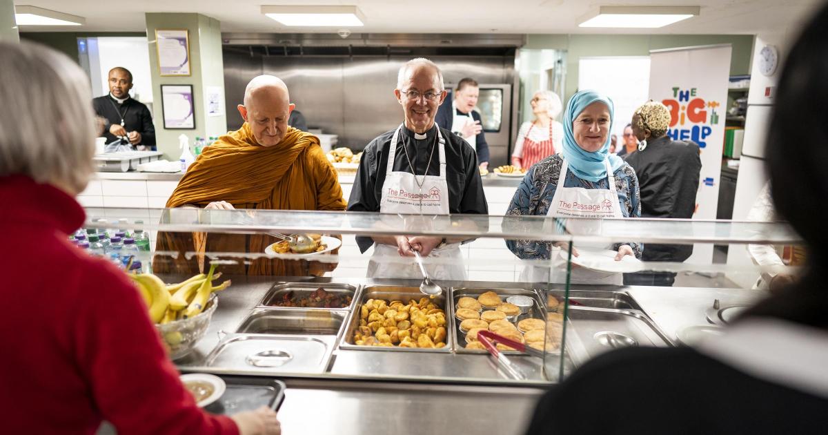 Royals, PM and faith leaders join Big Help Out coronation volunteering events - Vimarsana News