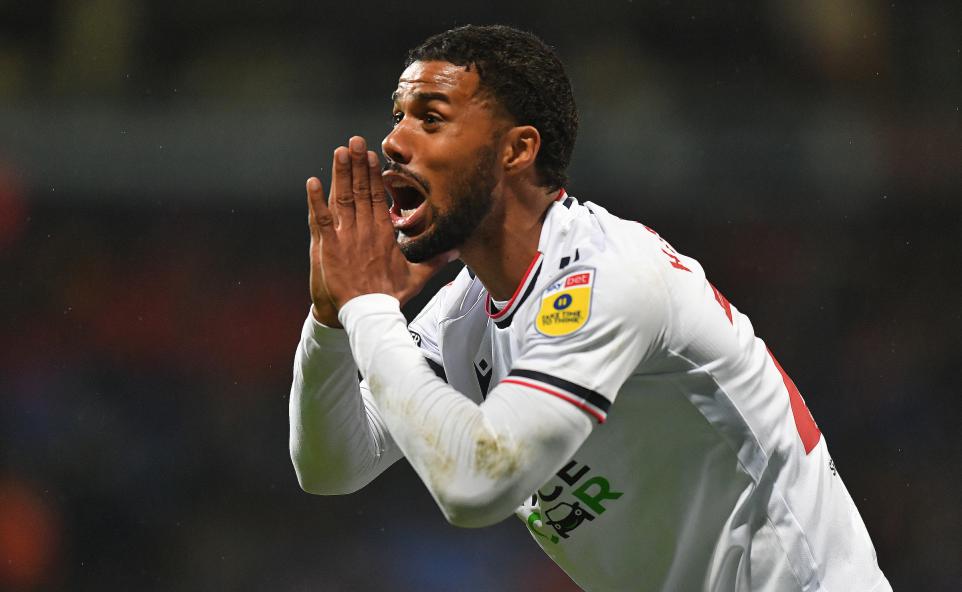 Kachunga on social media abuse and support from Bolton squad 16925495
