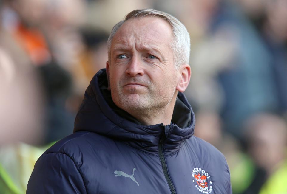bolton - Blackpool boss Critchley on win against Bolton and Santos red 17786908