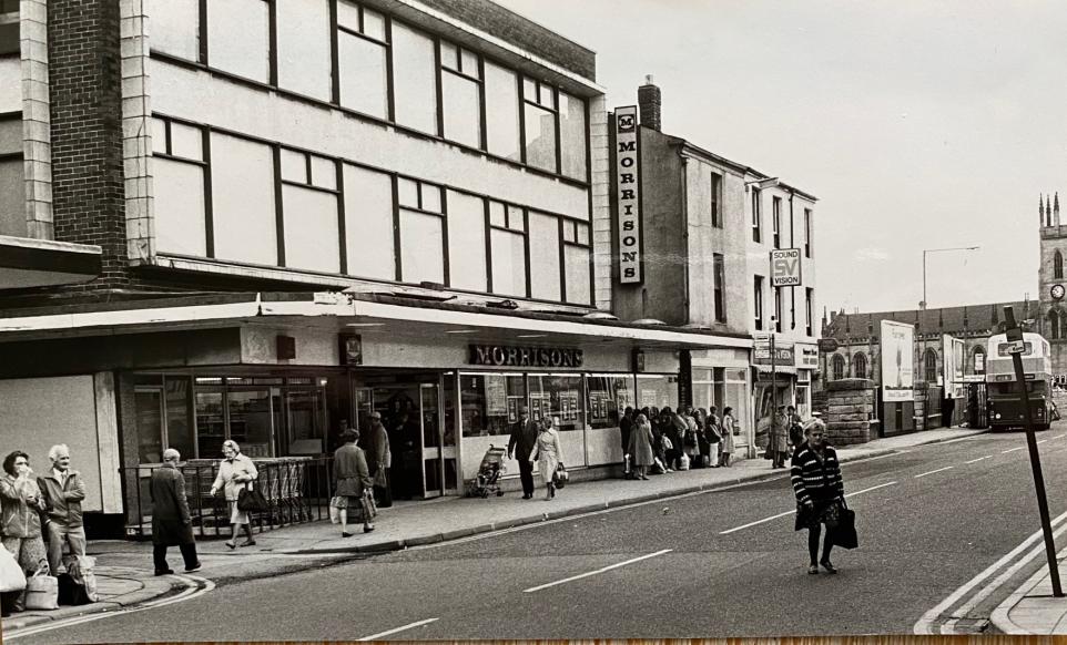 Looking Back: Remember when Morrison's was on Newport Street? 18012644