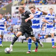 Kyle Dempsey in action for Wanderers in their 2-1 defeat to Reading