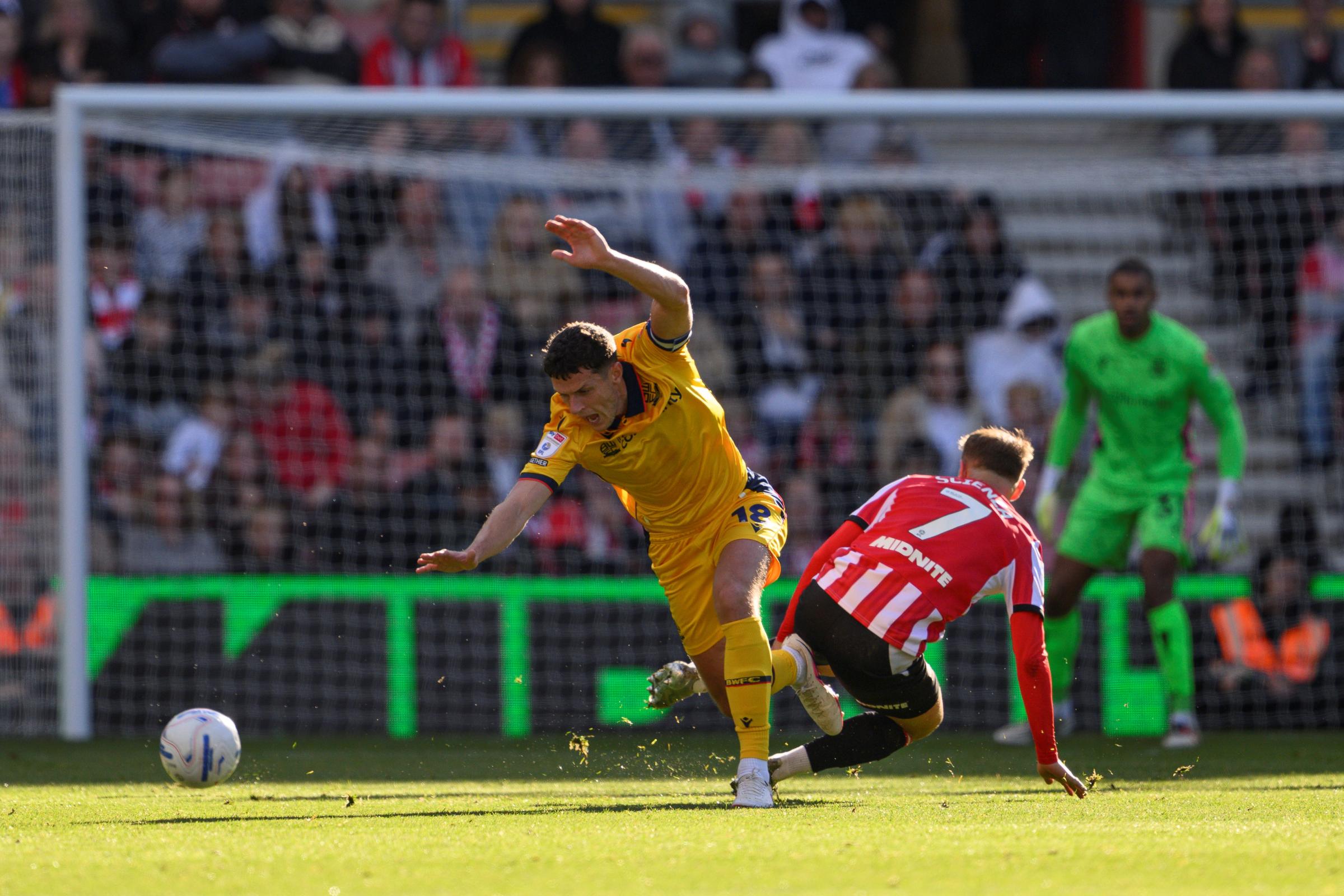 Match report: Wanderers earn valuable point on road after Southampton stalemate
