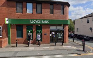 Councillor urges business to ensure no one is 'digitally excluded' after bank change